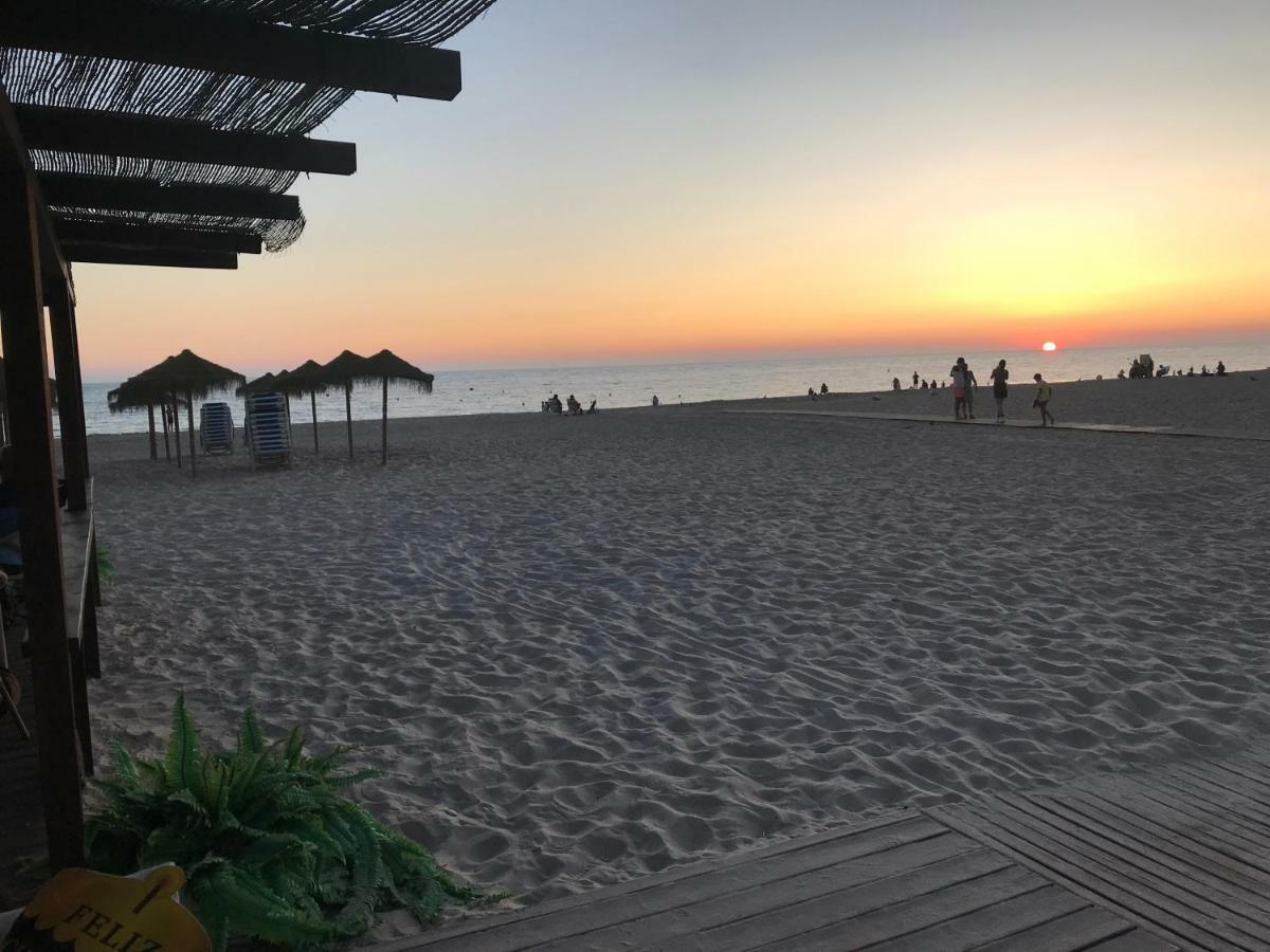 Masai Victoria Beach. A 100 Metros De La Playa. カディス エクステリア 写真